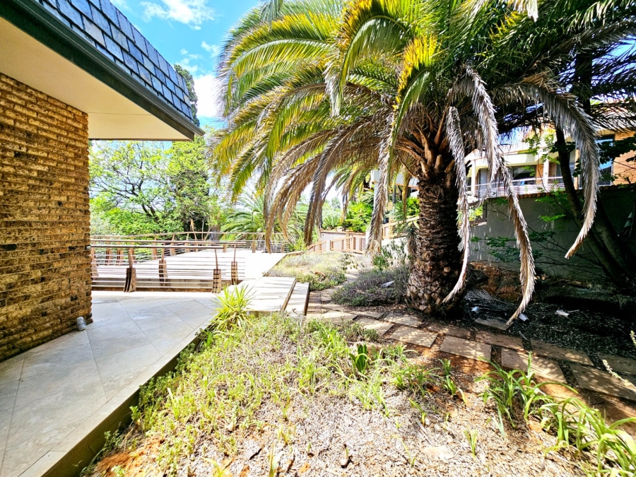 8 Bedroom Property for Sale in Waverley Free State